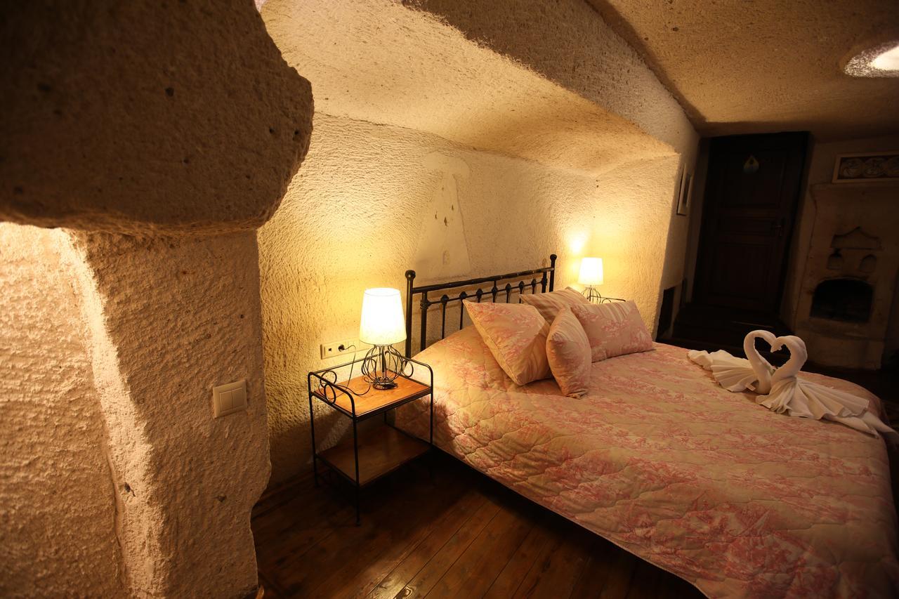 Hotel Lalesaray Учгісар Екстер'єр фото
